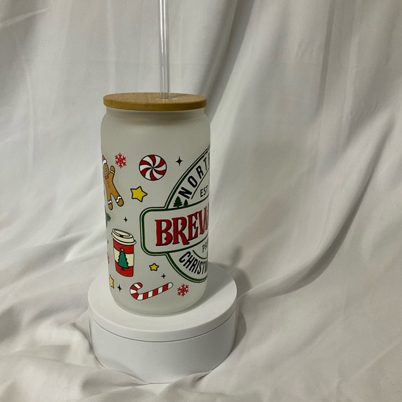 🔥SALE $15🎄16 OZ Handmade Frosted Glass Can Cup, W/Lid & Straw, Christmas Spirits - Picture 4 of 9
